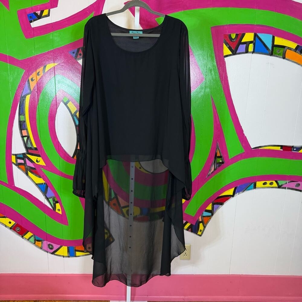 Turquoise Haven, Black High Low Sheer Shirt. Size XL. Excellent condition!